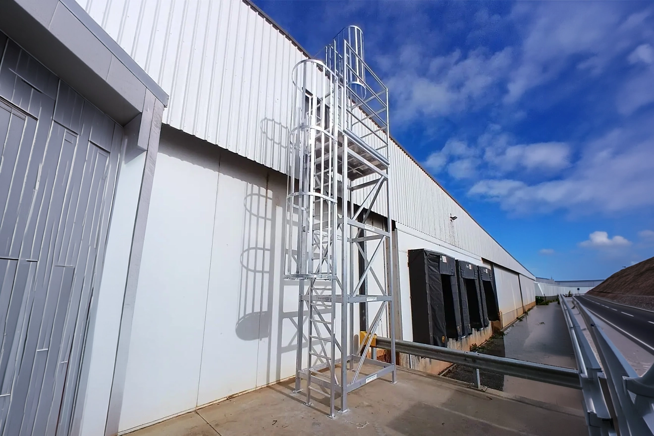 Star Aluminium ladder solutions for fixed vertical access, mezzanine, pit and platform applications